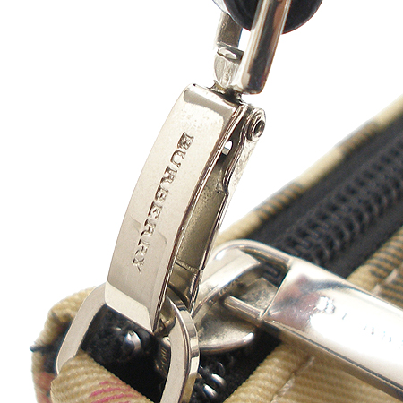 Burberry(������) ��� üũ PVC �Ŀ�ġ �� ����� �̹���4 - ���̺��� �߰���ǰ