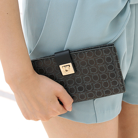 Ferragamo(��󰡸�) 22 0113 ��ġ�� �ΰ� ���� ������ �̹���5 - ���̺��� �߰���ǰ