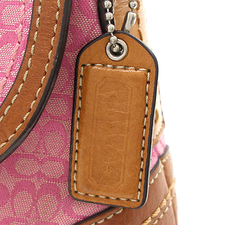 Coach(��ġ) �ñ׳��� ��Ʈ ��� �к긯 ����� �̹���3 - ���̺��� �߰���ǰ