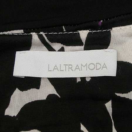 LALTRAMODA (��Ʈ����) ���ǽ� �̹���5 - ���̺��� �߰���ǰ
