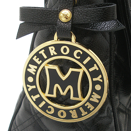 Metrocity(��Ʈ�ν�Ƽ) ���� �ΰ� ��� ���� ü�� ����� �̹���4 - ���̺��� �߰���ǰ