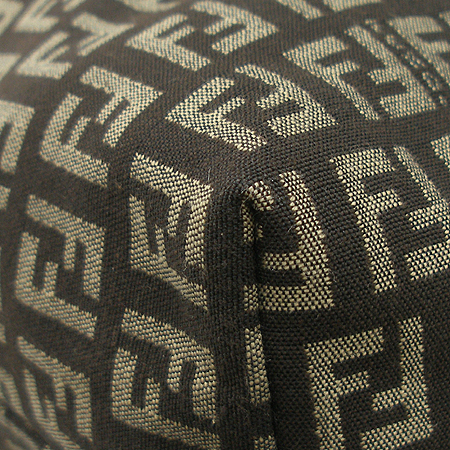 Fendi(���) 8BH074 �ΰ� �𰡵� �ٰ� ��Ʈ�� �̹���4 - ���̺��� �߰���ǰ