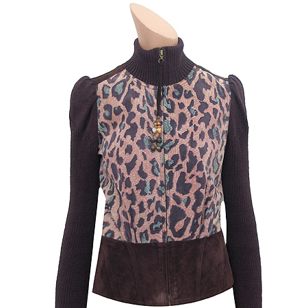 ������  ����