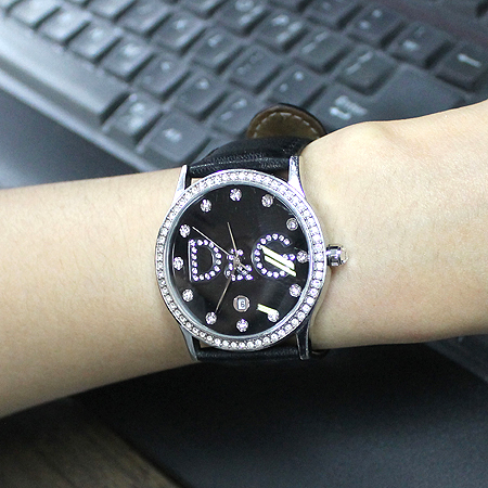 D&G(��ü&���ٳ�) DW0008 ���� ���� ��� ���׹�� �������� �ð� �̹���4 - ���̺��� �߰���ǰ