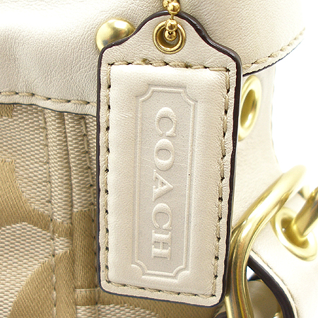 Coach(��ġ) �ñ׳�ó �ڰ��� ��Ʈ ��� ȣ�� ����� �̹���3 - ���̺��� �߰���ǰ