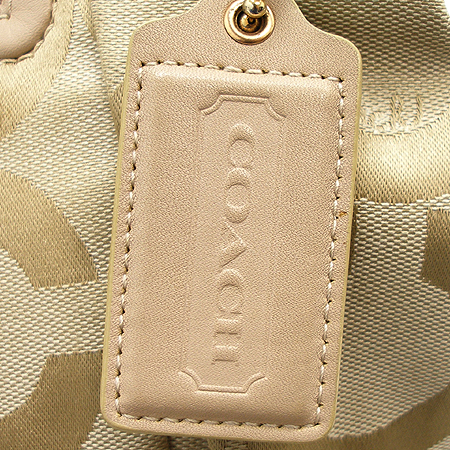 Coach(��ġ) �� ��Ʈ �ڰ��� ����� + ũ�ν� ��Ʈ�� �̹���3 - ���̺��� �߰���ǰ