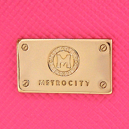 Metrocity(��Ʈ�ν�Ƽ) ���� ������ 2�� ������ �̹���4 - ���̺��� �߰���ǰ