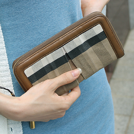 Burberry(������) ���μ� üũ �к긯 ¤�� ������ [�б�������] �̹���6 - ���̺��� �߰���ǰ