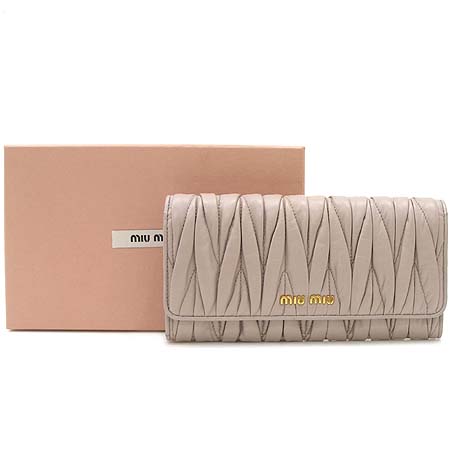 MiuMiu(�̿�̿�) 5M1109 ����Ʈ���̺��� �Ÿ� ����ΰ� 2�� ������ [��������] �̹���2 - ���̺��� �߰���ǰ
