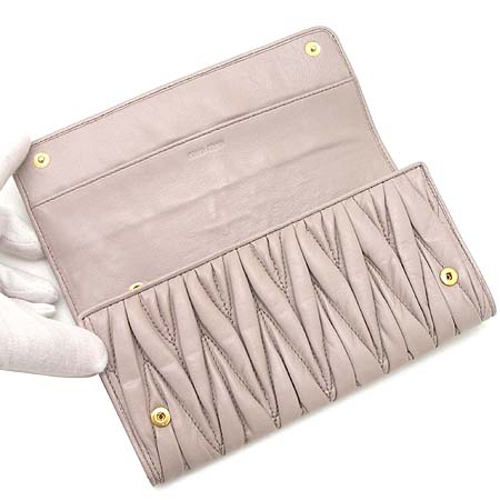 MiuMiu(�̿�̿�) 5M1109 ����Ʈ���̺��� �Ÿ� ����ΰ� 2�� ������ [��������] �̹���4 - ���̺��� �߰���ǰ