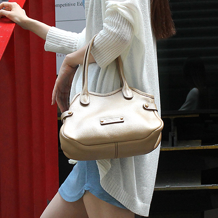 Ferragamo(��󰡸�) 21 8464 ��� ����� ��Ʈ�� �̹���6 - ���̺��� �߰���ǰ