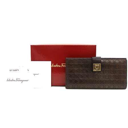 Ferragamo(��󰡸�) 22 0113 ��ġ�� �ΰ� ������ �̹���2 - ���̺��� �߰���ǰ