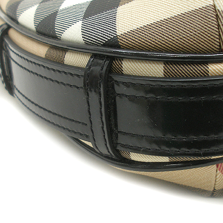 Burberry(������) �� ��� üũ PVC ȣ�� ����� �̹���4 - ���̺��� �߰���ǰ