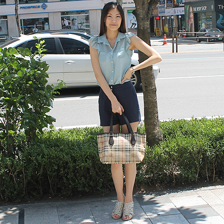 Burberry(������) 50452950671899 �� Ŭ���� üũ PVC ��Ű(NICKIE) ���� ����� [��������] �̹���5 - ���̺��� �߰���ǰ
