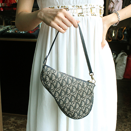 Dior(ũ����î���) �ΰ� �ڰ��� ���� �Ŀ�ġ ����� �̹���6 - ���̺��� �߰���ǰ