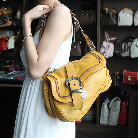 Dior(ũ����î���) WAC44929 ������ ��Ƽ�� ����� �̹���6 - ���̺��� �߰���ǰ