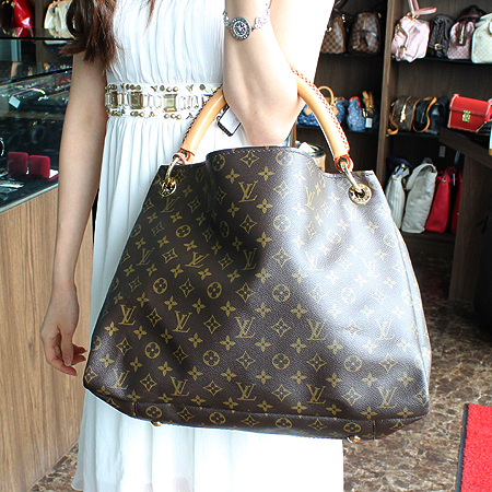 Louis Vuitton(���̺���) M40249 ���׷� ĵ���� ��ġ MM ����� �̹���6 - ���̺��� �߰���ǰ