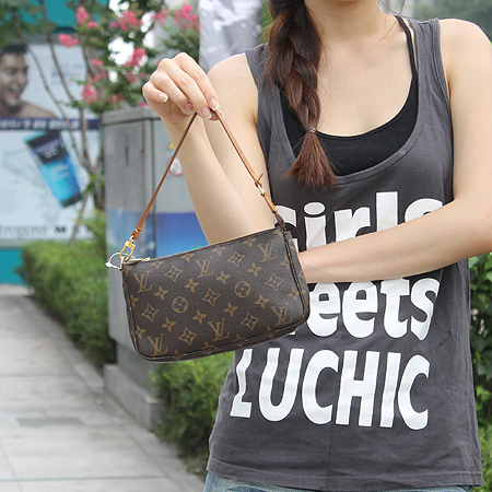Louis Vuitton(���̺���) M51980 ���׷� ĵ���� ����Ʈ �Ǽ��縮 �Ŀ�ġ ����� �̹���6 - ���̺��� �߰���ǰ