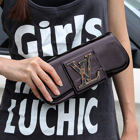 Louis Vuitton(���̺���) M58019 ���׷� ������ �Һ� Ŭ��ġ�� [�б�������] �̹���6 - ���̺��� �߰���ǰ