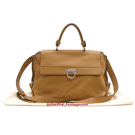 Ferragamo(��󰡸�) EZ 21-A871 ���� ��ġ�� ��Ŭ ī�� ���� 2-WAY �̹���2 - ���̺��� �߰���ǰ