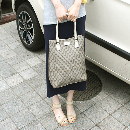 Gucci(����) 131220 GG�ΰ� PVC ���̺������� �ٰ� ��Ʈ�� �̹���6 - ���̺��� �߰���ǰ