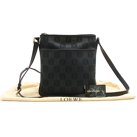 Loewe(�ο���) �ΰ� �𰡵� ũ�ν��� �̹���2 - ���̺��� �߰���ǰ