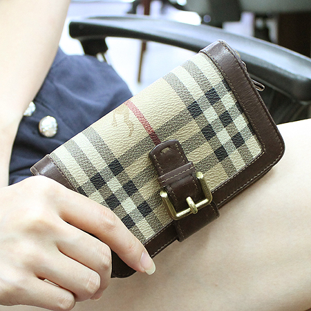 Burberry(������) �� Ŭ���� 2�� ¤�� ������ �̹���4 - ���̺��� �߰���ǰ
