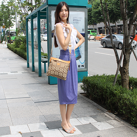 Coach(��ġ) �ñ׳�ó �ڰ��� �� ���� ũ�ν��� �̹���5 - ���̺��� �߰���ǰ