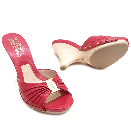 Ferragamo(��󰡸�) ���� ��Ż �ٶ� ��� ������ ���� �̹���3 - ���̺��� �߰���ǰ