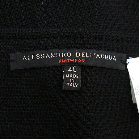 ALESSANDRO DELL'ACQUA(�˷����� �� ������) ��ĿƮ �̹���3 - ���̺��� �߰���ǰ