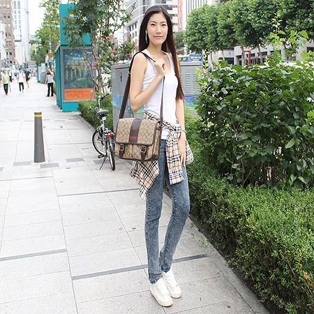 Coach(��ġ) �ñ׳�ó PVC ������ ũ�ν��� �̹���5 - ���̺��� �߰���ǰ