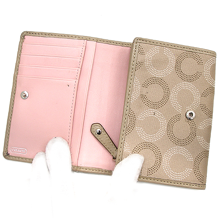 Coach(��ġ) ���� �ΰ� �ɾ�Ʈ ������ �̹���3 - ���̺��� �߰���ǰ
