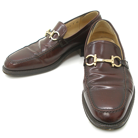 Ferragamo(󰡸)   ġ ΰ 뱸 []