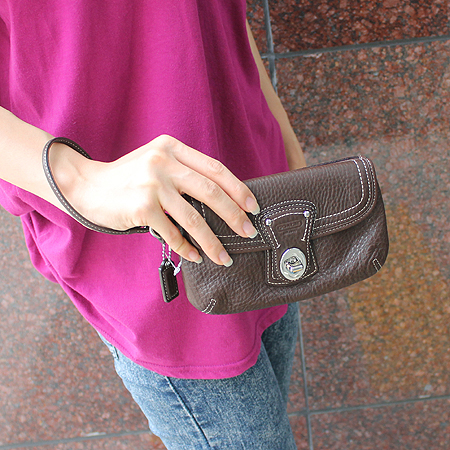 Coach(��ġ) ���� ���� �Ŀ�ġ �̹���5 - ���̺��� �߰���ǰ