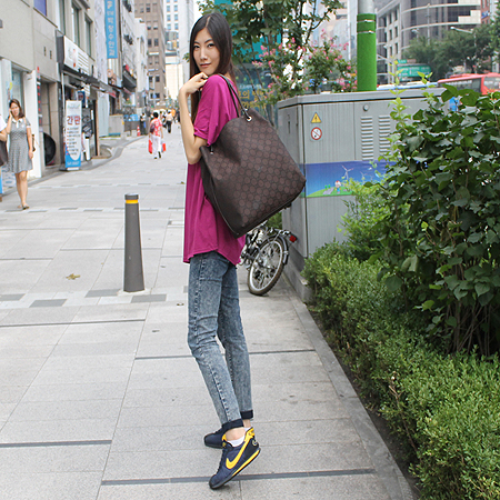 Gucci(����) 152274 GG �ΰ� �к긯 ���ָӴ� ����� �̹���5 - ���̺��� �߰���ǰ
