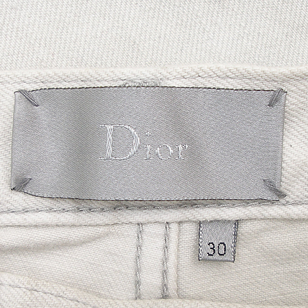 DiorHOMME(��ÿȹ�) ���� �̹���4 - ���̺��� �߰���ǰ