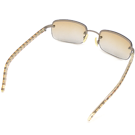 Burberry(������) B8874/S ���� �̴ϼ� ��� �Ȱ��� [�б�������] �̹���4 - ���̺��� �߰���ǰ