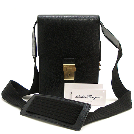 Ferragamo(��󰡸�) 24 2013 ���� ����ΰ� ũ�ν��� �̹���3 - ���̺��� �߰���ǰ