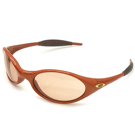 ��Ŭ��  ���۶�