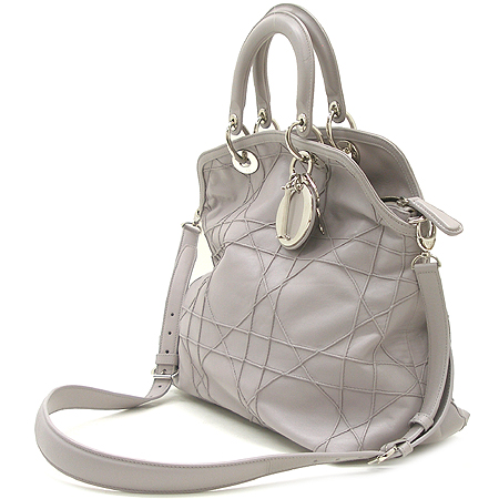 Dior(ũ����î���) M1301PGCA ���� ���� �׶��� ��Ʈ�� + �����Ʈ��[��õ��] �̹���3 - ���̺��� �߰���ǰ