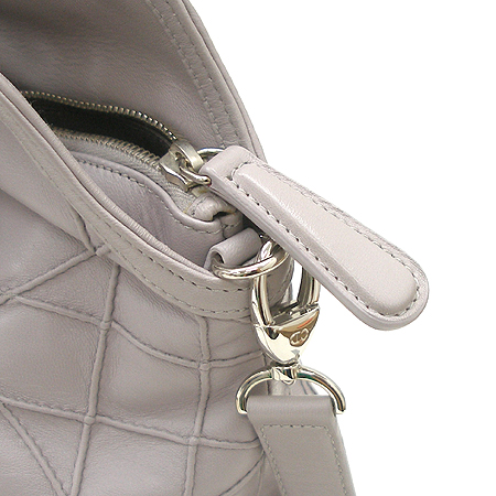 Dior(ũ����î���) M1301PGCA ���� ���� �׶��� ��Ʈ�� + �����Ʈ��[��õ��] �̹���4 - ���̺��� �߰���ǰ