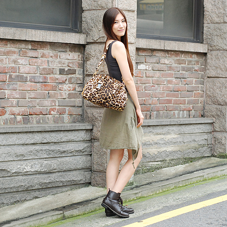 Prada(�����) BL0429 �����ĵ� ��ġ ��Ʈ�� �̹���6 - ���̺��� �߰���ǰ