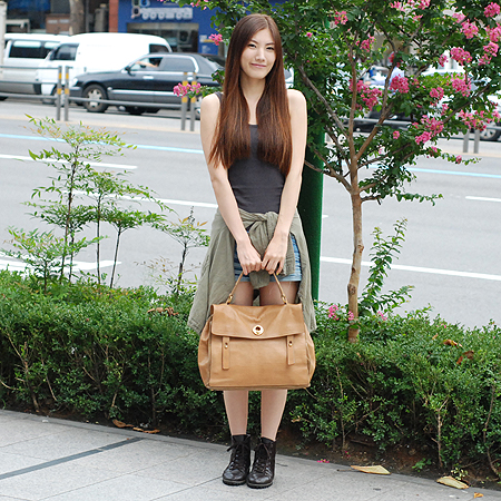 YSL(�Ի��ζ�) 197148 ���� 2 ������ ���� ��Ʈ�� �̹���5 - ���̺��� �߰���ǰ