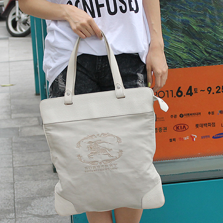 Burberry(������) ���μ� �к긯 �ΰ� ȭ��Ʈ ���� ����� �̹���6 - ���̺��� �߰���ǰ