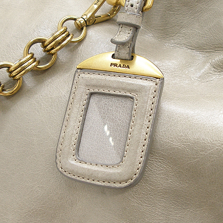 Prada(�����) BN1777 VIPELLO SHINE ��Ʈ�� + �����Ʈ�� [�б�������] �̹���4 - ���̺��� �߰���ǰ