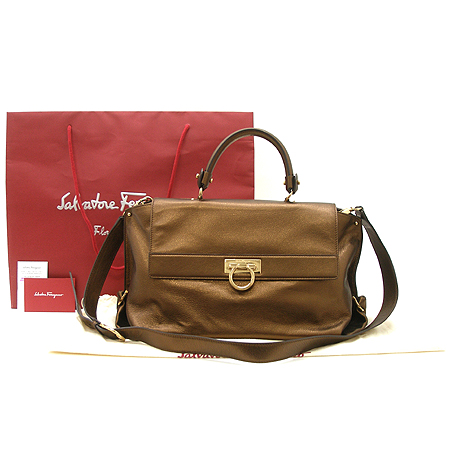 Ferragamo(��󰡸�) 21 A871 ����Ż�� ���� ���� ��ġ�Ϸΰ� 2WAY [��������] �̹���2 - ���̺��� �߰���ǰ