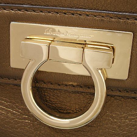 Ferragamo(��󰡸�) 21 A871 ����Ż�� ���� ���� ��ġ�Ϸΰ� 2WAY [��������] �̹���4 - ���̺��� �߰���ǰ