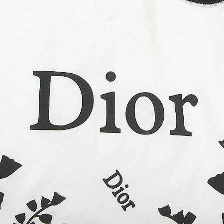 Dior(ũ����î���) �μҸ� Ƽ �̹���3 - ���̺��� �߰���ǰ