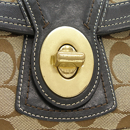 Coach(��ġ) �ñ׳�ó �ڰ��� ����� �̹���3 - ���̺��� �߰���ǰ