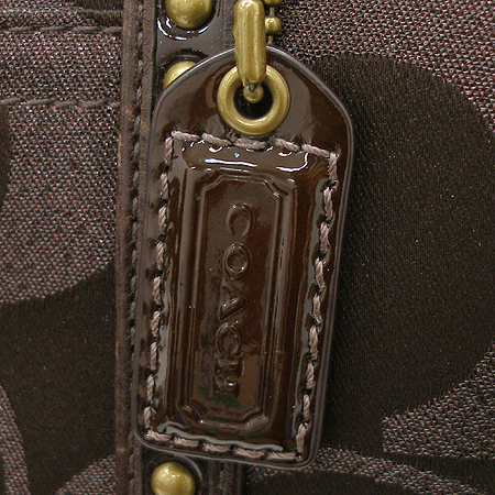 Coach(��ġ) �ñ׳�ó �ڰ��� ¡ ��� ��Ʈ�� �̹���4 - ���̺��� �߰���ǰ